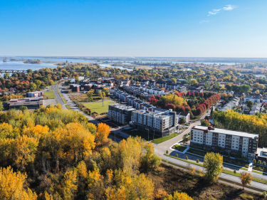 The MileBrook: Rental Housing and Local Shops in Pointe-aux-Trembles - New Rentals in Mercier in Chambly