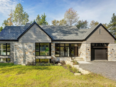 House 4 bedrooms Sainte-Ad?le | La For�t des Quatre Versants - Important real estate websites